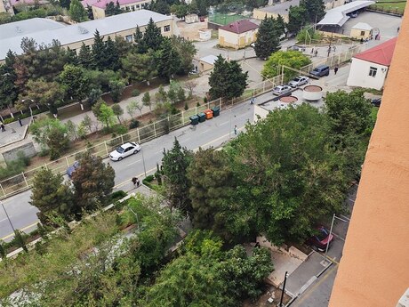 Yeni Günəşlidə 2 otaqlı köhnə tikili mənzil satılır, 70 m², 135 300 AZN, şəkil 4 / 10