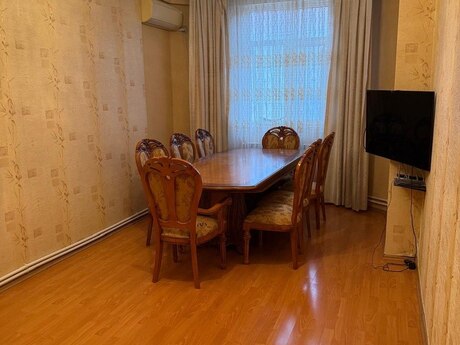 3 otaq · 90 m² · 2/12 mərtəbə, İnşaatçılar