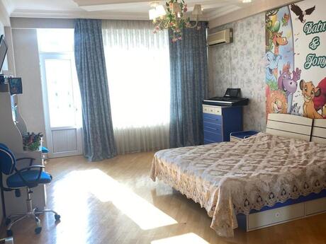 Elan №6572140 - Bakı, İnşaatçılar m., 3 otaqlı, 156 m², 17/18 mərtəbə
