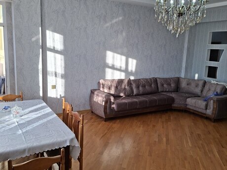 Объявление №6572304 - Баку, Бинагадинский р., 3-комн., 112 м², 14/17 этаж