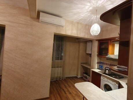 Azadlıq Prospektidə 2 otaqlı köhnə tikili mənzil kirayə verilir, 55 m², 550 AZN/ay, şəkil 3 / 6