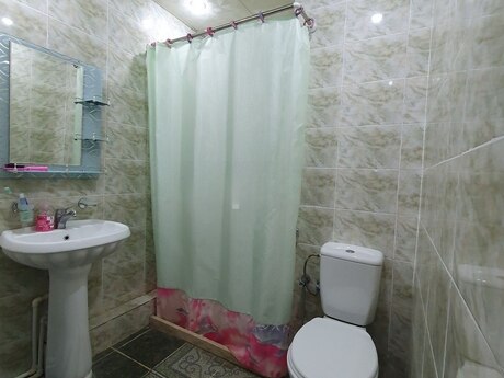 Azadlıq Prospektidə 2 otaqlı köhnə tikili mənzil kirayə verilir, 55 m², 550 AZN/ay, şəkil 4 / 6