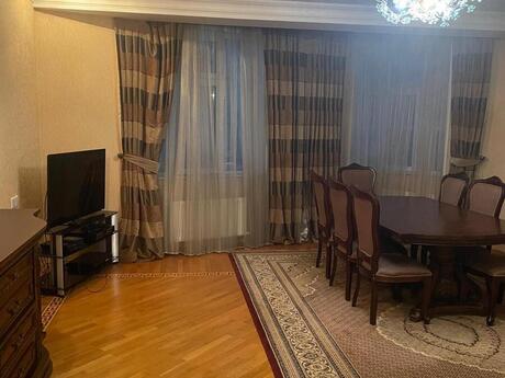 28 Mayda 4 otaqlı yeni tikili mənzil kirayə verilir, 150 m², 1 000 AZN/ay, şəkil 2 / 12