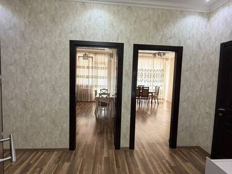 20 Yanvarda 2 otaqlı yeni tikili mənzil kirayə verilir, 82 m², 800 AZN/ay, şəkil 5 / 12