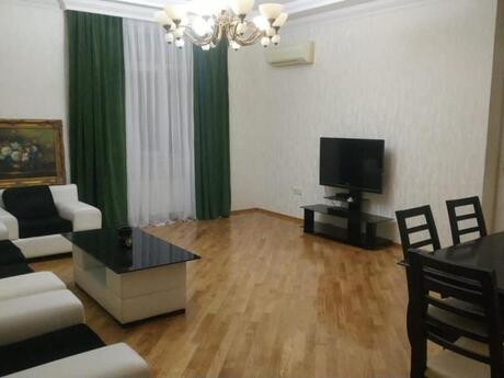 Elan №6572682 - Bakı, Nəsimi r., 3 otaqlı, 135 m², 14/19 mərtəbə