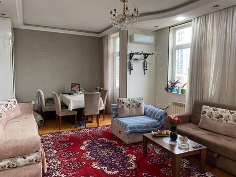 Elan №6492205 - Bakı, Nizami m., 3 otaqlı, 85 m², 3/14 mərtəbə