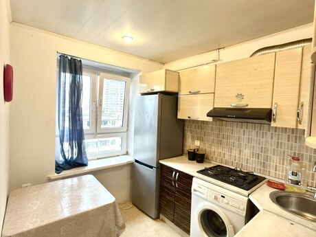 İçəri Şəhərdə 2 otaqlı köhnə tikili mənzil kirayə verilir, 65 m², 750 AZN/ay, şəkil 4 / 9
