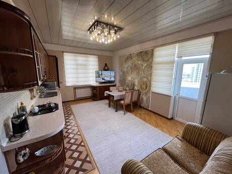 Elan №6572745 - Bakı, 28 May m., 4 otaqlı, 152 m², 4/14 mərtəbə