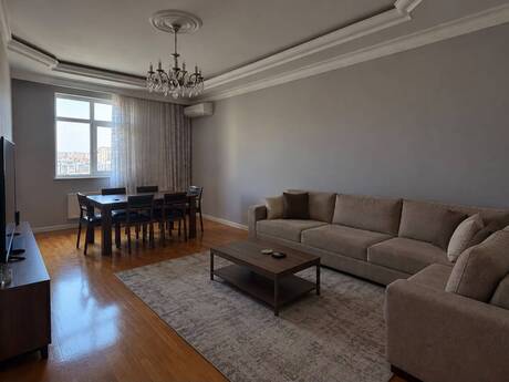 Elan №6572792 - Bakı, 8-ci mikrorayon q., 4 otaqlı, 152 m², 14/16 mərtəbə