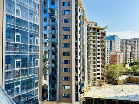 3-room new-build apartment for sale in Gold Star Residence, 108 m², 378 000 AZN, photo 5 / 12