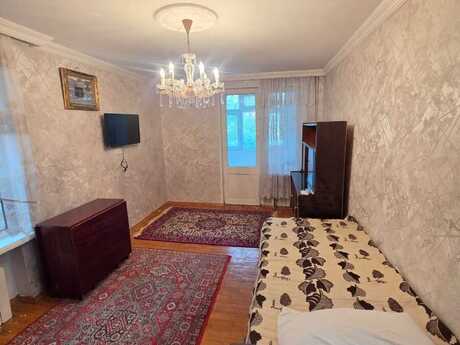 Объявление №6572857 - Баку, м. Нефтчиляр, 1-комн., 35 м², 2/5 этаж