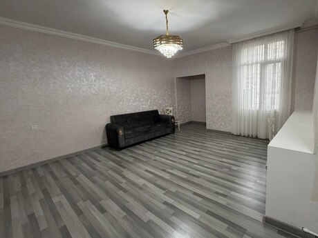 Nəriman Nərimanovda 2 otaqlı köhnə tikili mənzil satılır, 46 m², 172 000 AZN, şəkil 3 / 10