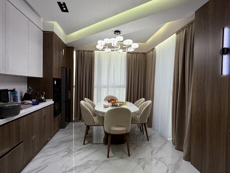 28 Mayda 4 otaqlı yeni tikili mənzil satılır, 112 m², 455 000 AZN, şəkil 4 / 12