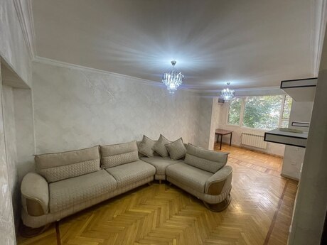 Elan №6573079 - Bakı, Nəriman Nərimanov m., 2 otaqlı, 65 m², 3/5 mərtəbə