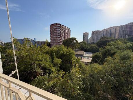 Объявление №6573199 - Баку, м. Нариман Нариманов, 2-комн., 60 м², 3/14 этаж