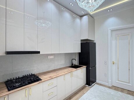 BCR Khatai kompleksində 2 otaqlı yeni tikili mənzil kirayə verilir, 85 m², 1 500 AZN/ay, şəkil 3 / 9
