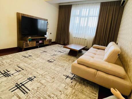 Elan №6573521 - Bakı, Elmlər Akademiyası m., 2 otaqlı, 75 m², 1/10 mərtəbə