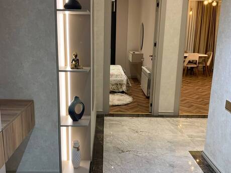 Elan №6573666 - Bakı, Şah İsmayıl Xətai m., 2 otaqlı, 70 m², 5/17 mərtəbə
