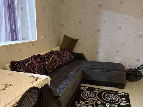 Elan №6573724 - Bakı, İnşaatçılar m., 2 otaqlı, 50 m², 1/2 mərtəbə