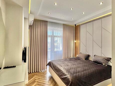Elan №6573974 - Bakı, Şah İsmayıl Xətai m., 2 otaqlı, 75 m², 15/18 mərtəbə