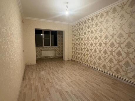 Объявление №6573990 - Баку, м. Халглар Достлугу, 3-комн., 80 м², 1/9 этаж