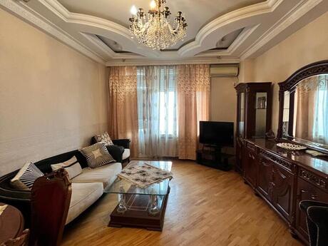 Elan №6574015 - Bakı, Elmlər Akademiyası m., 3 otaqlı, 130 m², 4/16 mərtəbə