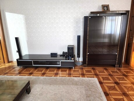 Объявление №6574110 - Баку, Насиминский  р., 4-комн., 100 м², 4/9 этаж