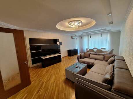 Объявление №6574237 - Баку, м. Низами, 4-комн., 180 м², 9/17 этаж