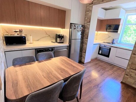 Elan №6574423 - Bakı, Nəriman Nərimanov m., 3 otaqlı, 90 m², 2/5 mərtəbə