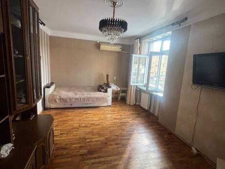 Elan №6574543 - Bakı, Elmlər Akademiyası m., 1 otaqlı, 35 m², 3/5 mərtəbə