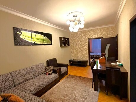 Elan №6574708 - Bakı, Memar Əcəmi m., 3 otaqlı, 92 m², 3/5 mərtəbə