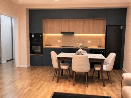 Elan №6574897 - Bakı, 8 Noyabr m., 2 otaqlı, 66 m², 6/17 mərtəbə