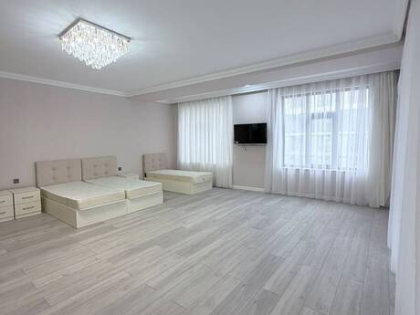 Elan №6575465 - Bakı, 28 May m., 3 otaqlı, 150 m², 11/18 mərtəbə