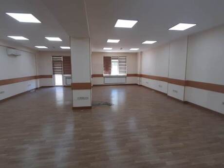 Elan №6575511 - Bakı, İnşaatçılar m., 2500 m²