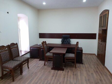 Объявление №6575923 - Баку, м. Низами, 3-комн., 70 м²