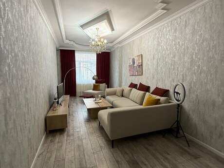 Elan №6575879 - Bakı, Nəriman Nərimanov m., 2 otaqlı, 90 m², 10/16 mərtəbə