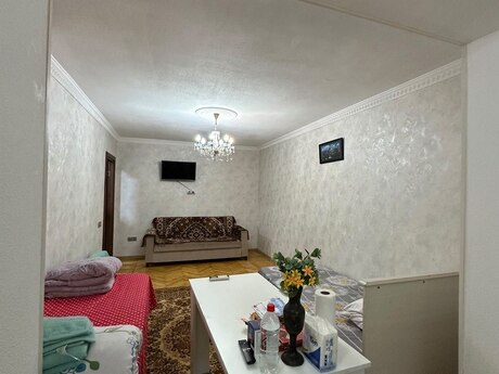 1 otaq · 31 m² · 2/5 mərtəbə, Elmlər Akademiyası