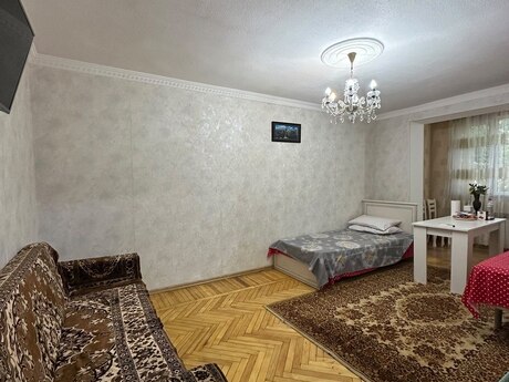 Elmlər Akademiyasında 1 otaqlı köhnə tikili mənzil satılır, 31 m², 149 000 AZN, şəkil 4 / 12