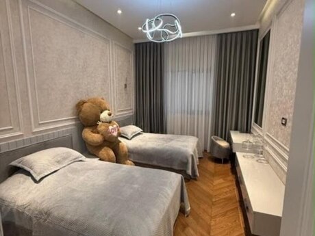 Объявление №6576347 - Баку, пос. Аг шехер, 4-комн., 185 м², 18/20 этаж