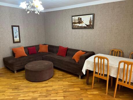 Elan №6576588 - Bakı, 28 May m., 3 otaqlı, 100 m², 5/9 mərtəbə