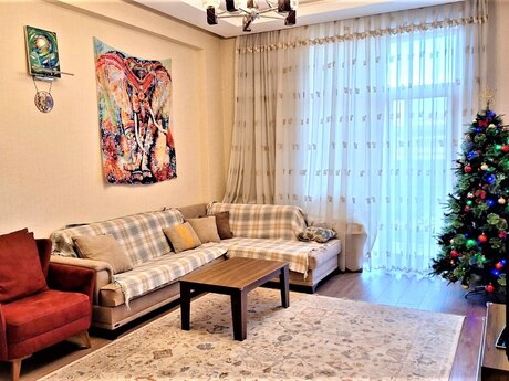 Elan №6576760 - Bakı, Ağ şəhər q., 2 otaqlı, 100 m², 3/7 mərtəbə