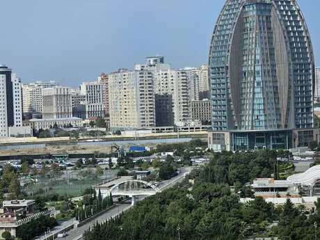 Elan №6576793 - Bakı, Şah İsmayıl Xətai m., 4 otaqlı, 189 m², 13/16 mərtəbə