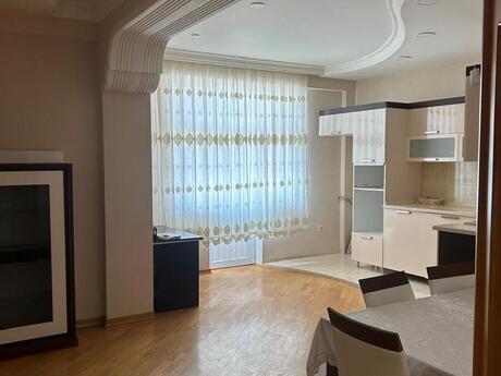 Elan №6576919 - Bakı, Şah İsmayıl Xətai m., 3 otaqlı, 110 m², 15/17 mərtəbə