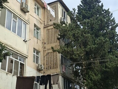 Elan №6576953 - Bakı, Memar Əcəmi m., 2 otaqlı, 39 m², 2/5 mərtəbə