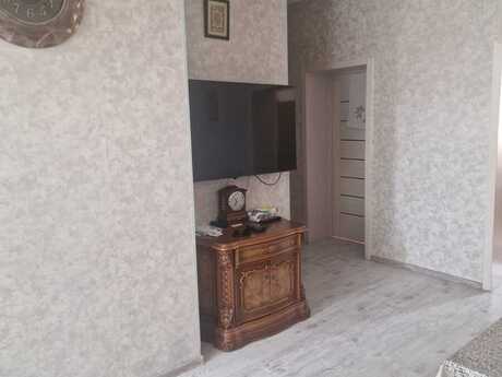 Elan №6576958 - Bakı, Qara Qarayev m., 3 otaqlı, 90 m², 4/4 mərtəbə