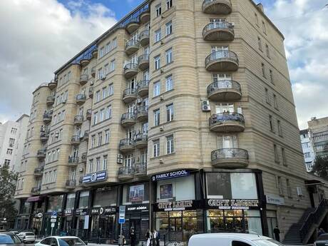 Elan №6576949 - Bakı, Gənclik m., 3 otaqlı, 155 m², 8/9 mərtəbə