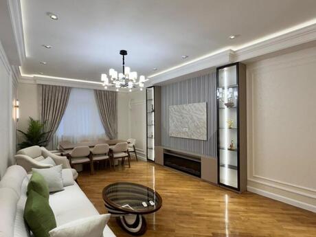 Elan №6378532 - Bakı, Nizami m., 4 otaqlı, 172 m², 12/18 mərtəbə