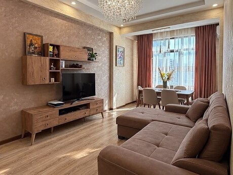 Elan №6577082 - Bakı, Nizami r., 3 otaqlı, 85 m², 8/16 mərtəbə