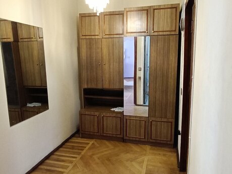 Объявление №6577088 - Баку, пос. Ази Асланова, 2-комн., 60 м², 2/9 этаж
