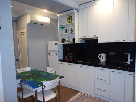 Elan №6577272 - Bakı, İçəri Şəhər m., 1 otaqlı, 55 m², 2/10 mərtəbə